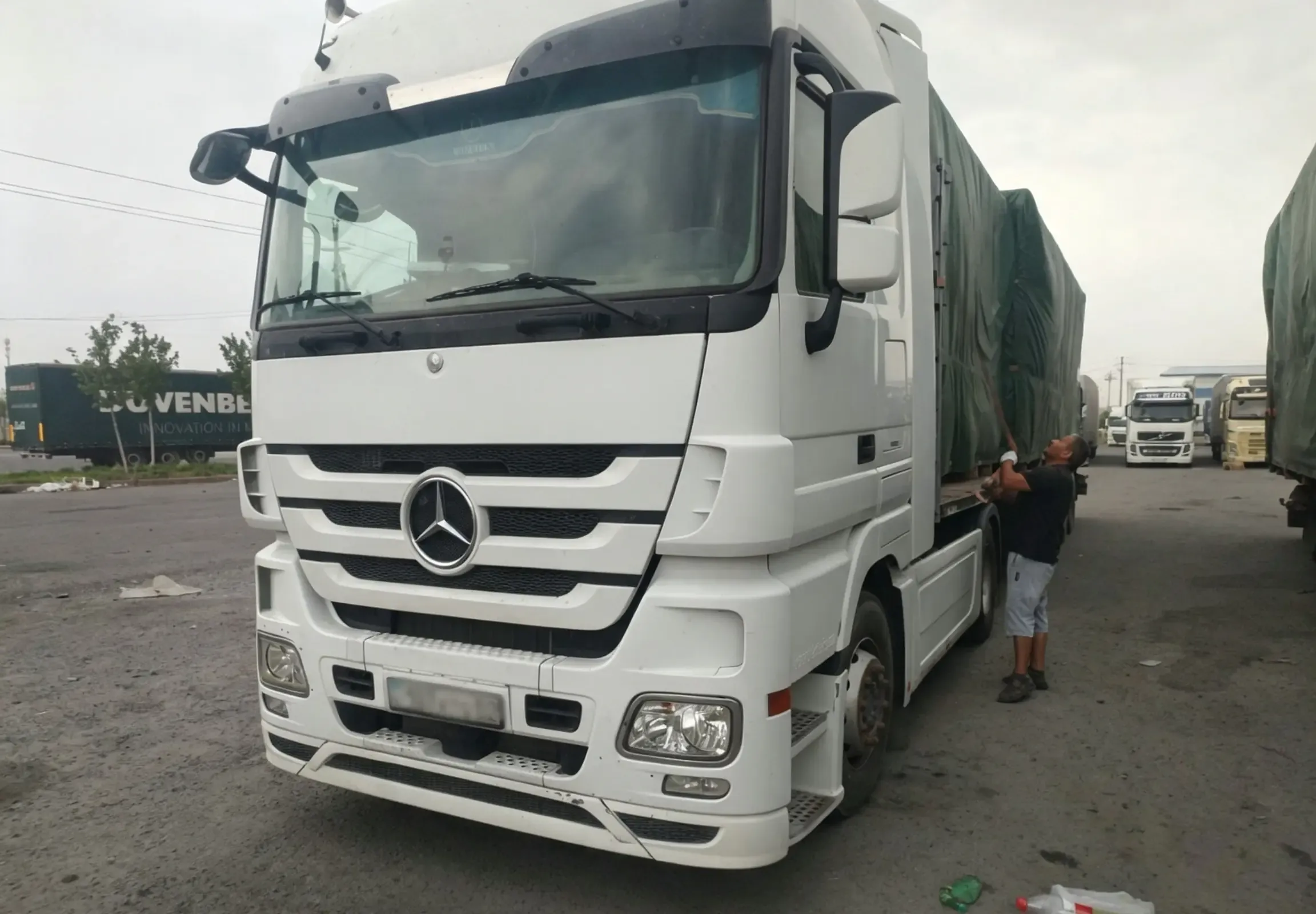 Door-to-door delivery case — EFANDA Logistics
